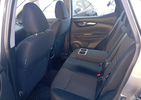 Nissan Qashqai cena 46900 przebieg: 120000, rok produkcji 2014 z Wieluń małe 232